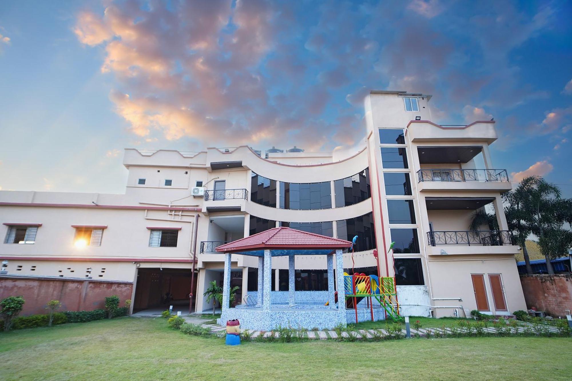 Gharana Resort !! Best Family Resort Near Kolkata With Swimming Pool !! Singur Εξωτερικό φωτογραφία